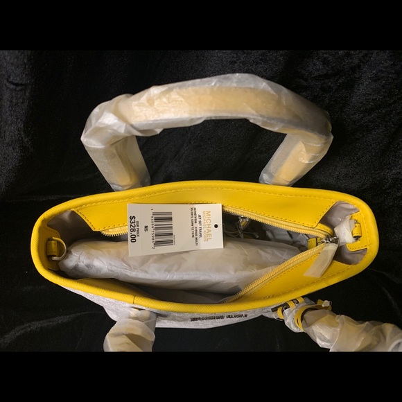 Small zippered tote - Picture 3 of 5